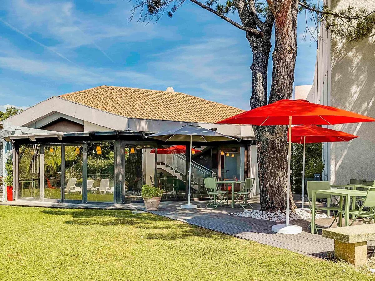 Ibis Salon De Provence Hotel Exterior photo
