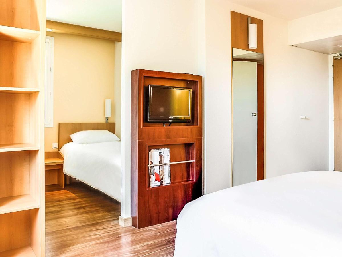 Ibis Salon De Provence Hotel Exterior photo